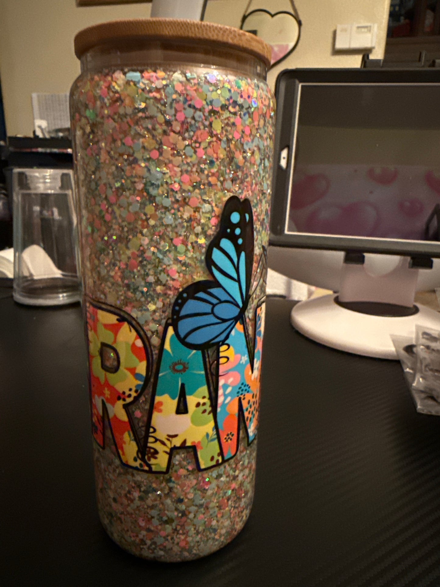 25oz grandma snow globe cup