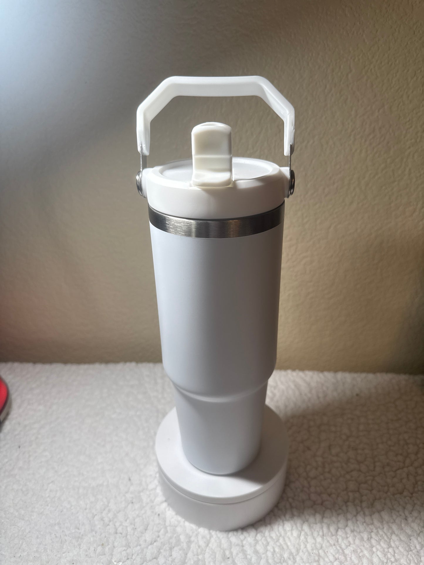 32oz Stanley -White