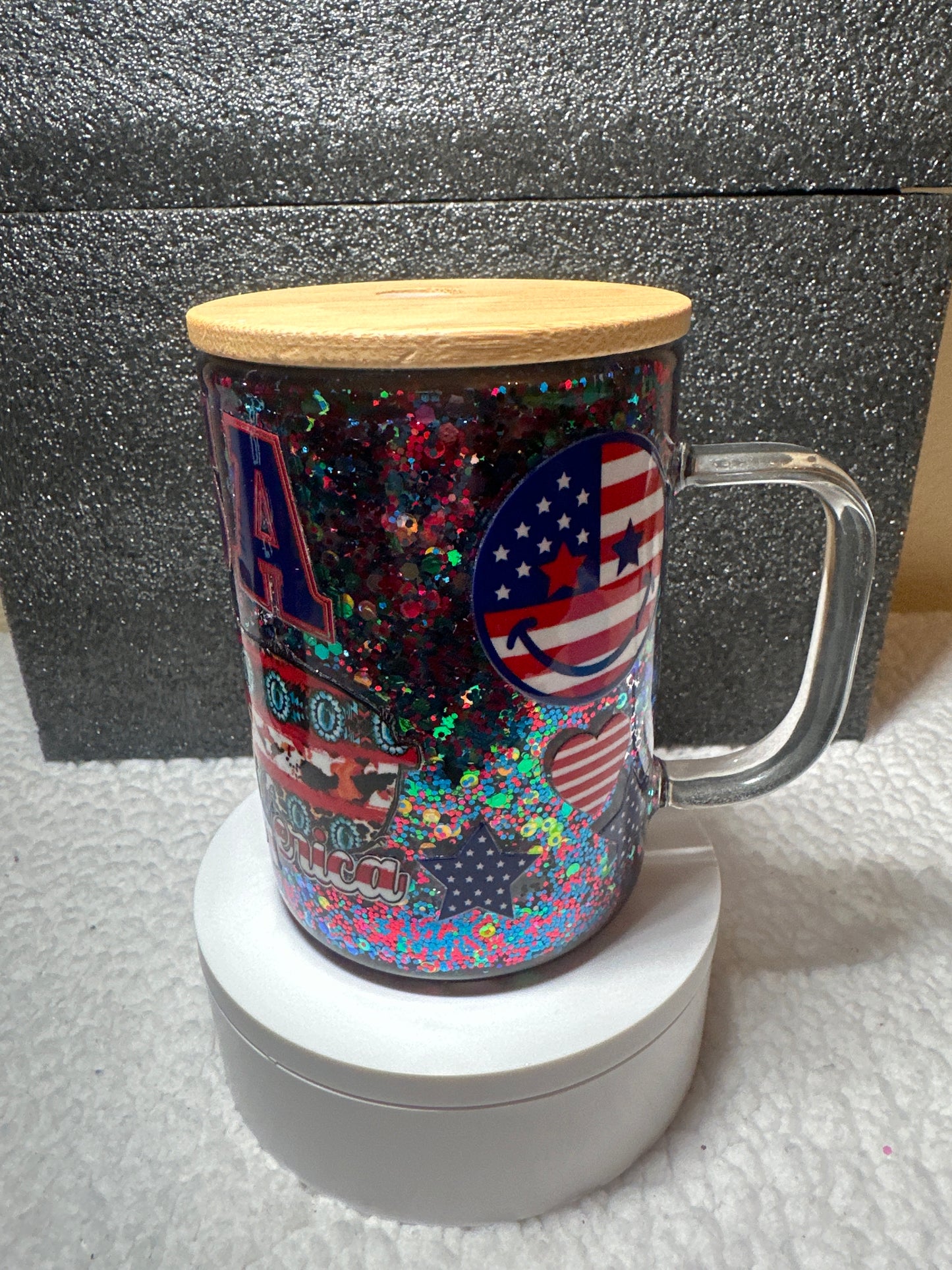 Glass fourth of July mug